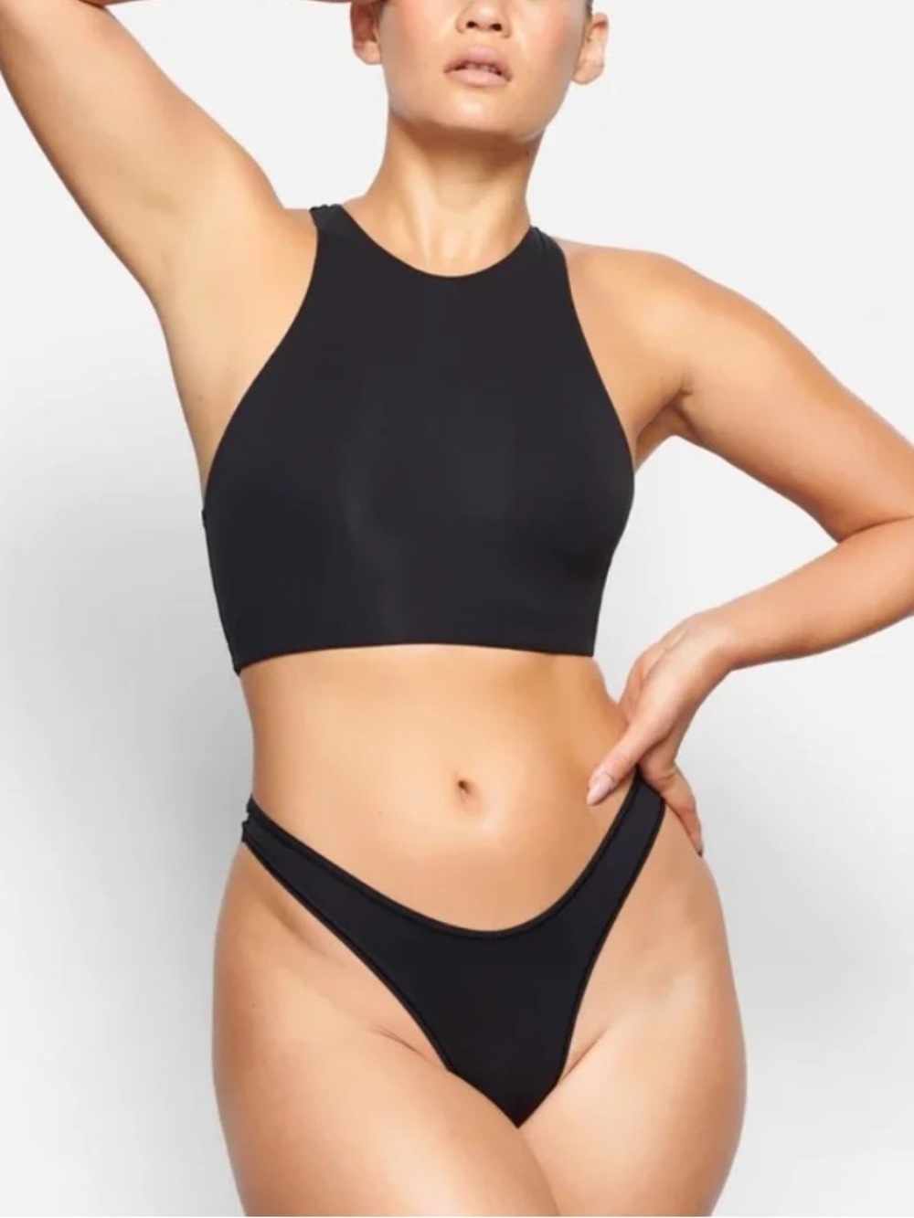 SKIMS FITS EVERYBODY HIGH NECK BRA ONYX XS